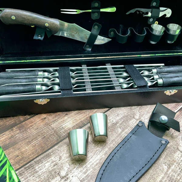 Набор для шашлыка и гриля в чемодане Царский №4 Кизляр России, 15 предметов